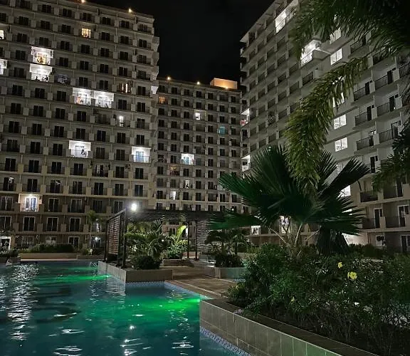 Sunset Oasis